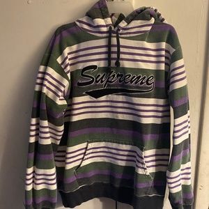 Supreme sweatshirt